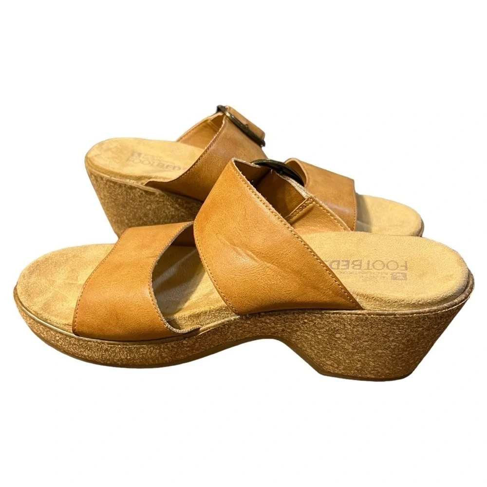 White Mountain Slip On Tan Heeled/Lift Sandals Size 10m